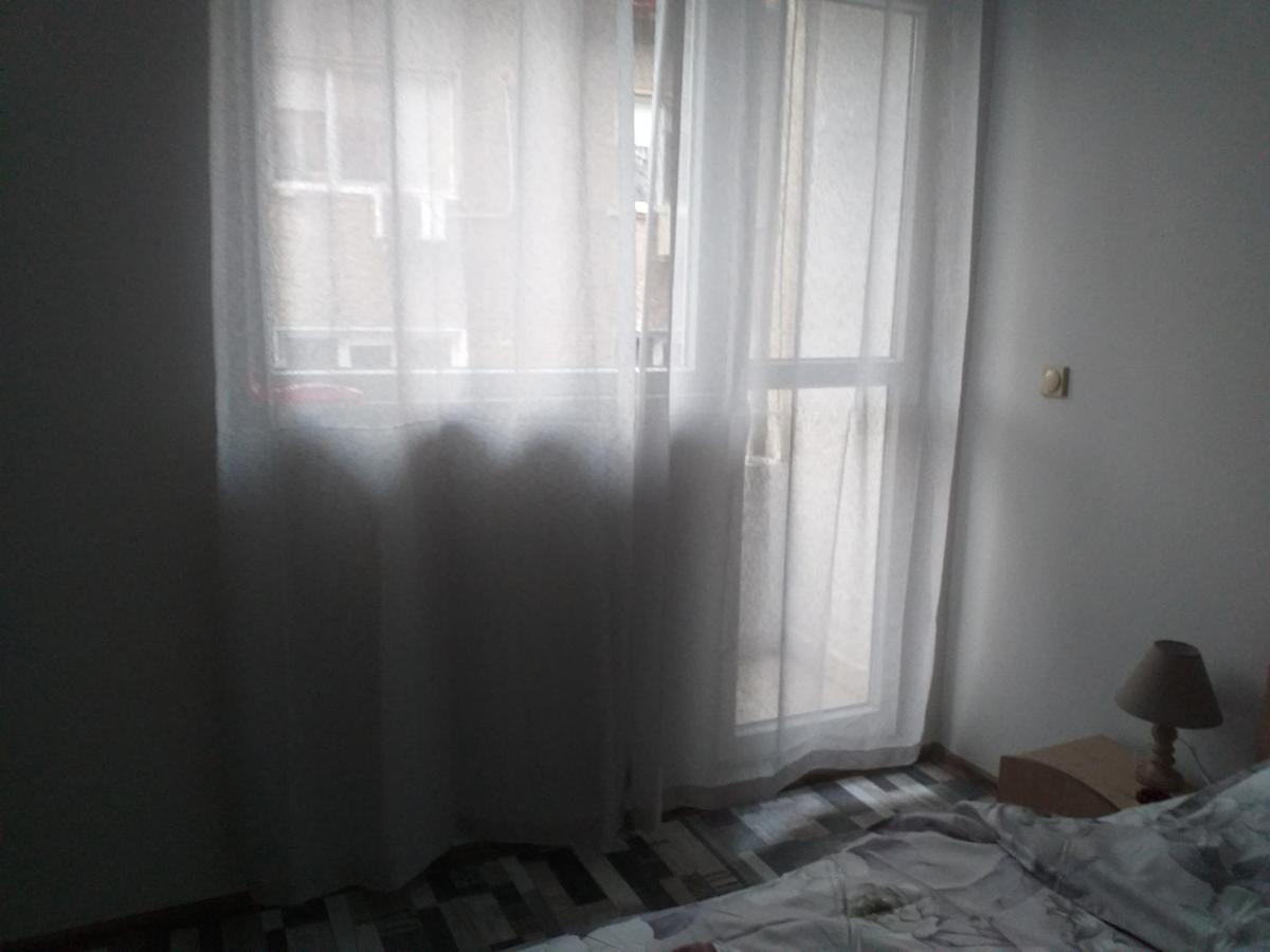 Апартамент Термите Warna Exterior foto