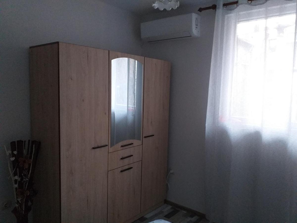 Апартамент Термите Warna Exterior foto